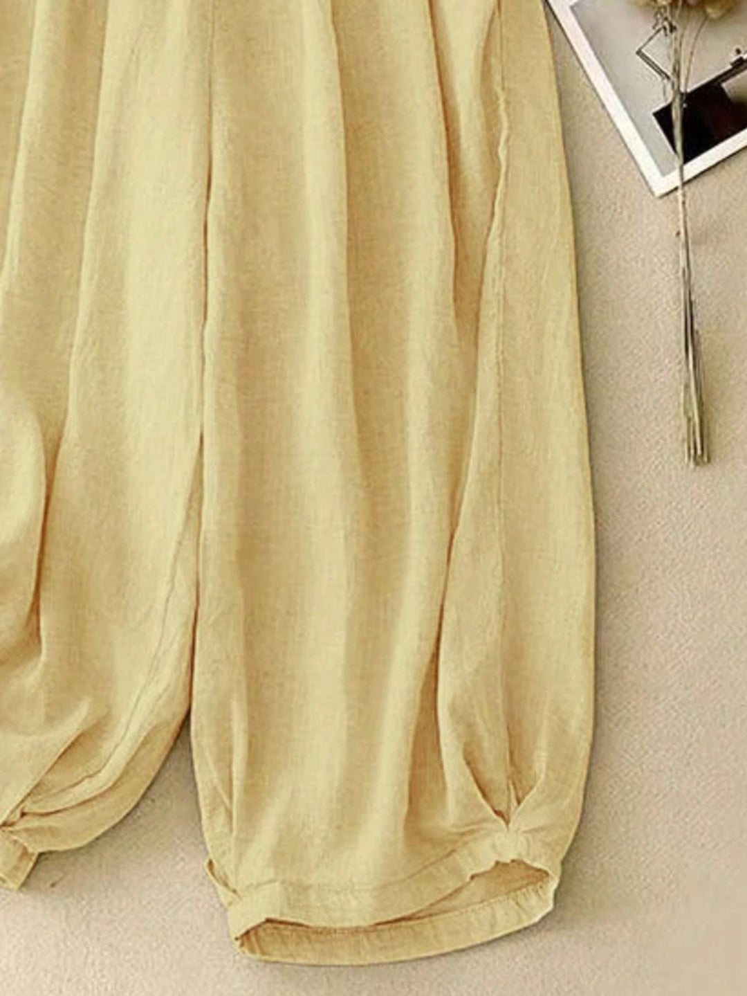 Pantaloni SHEIN, galben