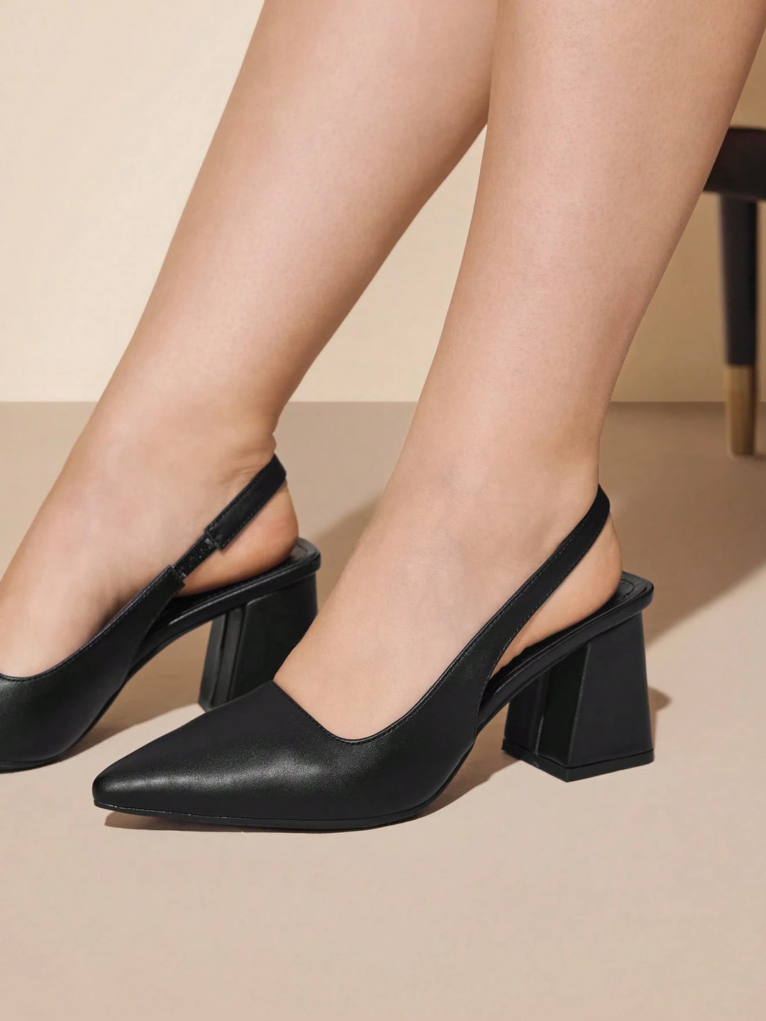 Pantofi SHEIN, negru