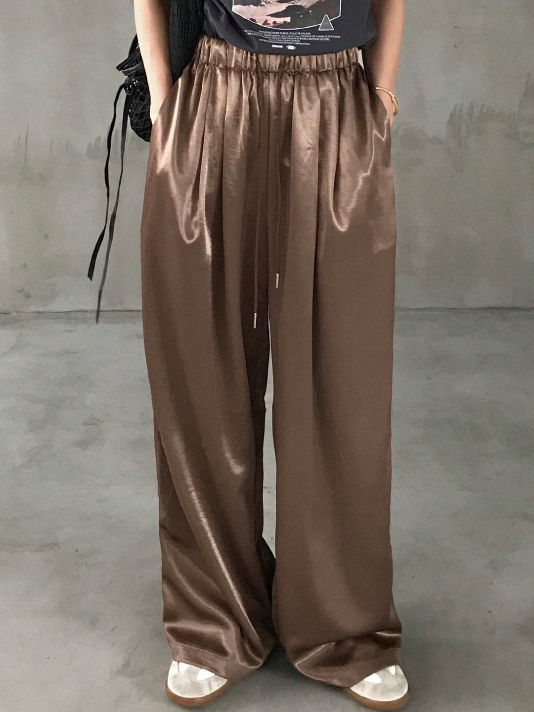 Pantaloni SHEIN, maro