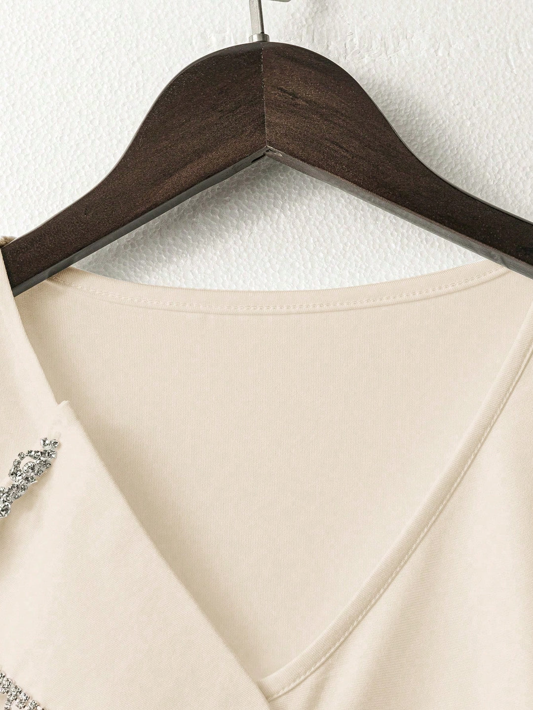 Tricou SHEIN, crem