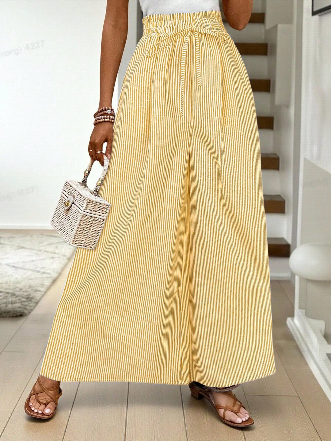 Pantaloni SHEIN, galben