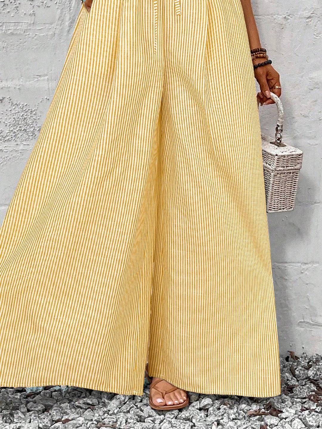 Pantaloni SHEIN, galben