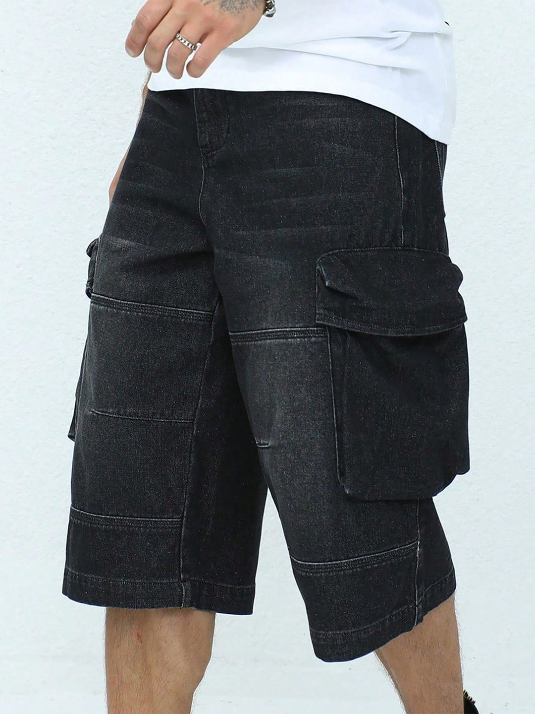 Pantaloni scurți SHEIN, negru