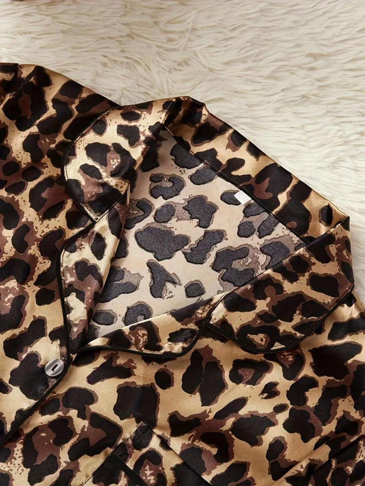 Compleu pijamale SHEIN, mix culori
