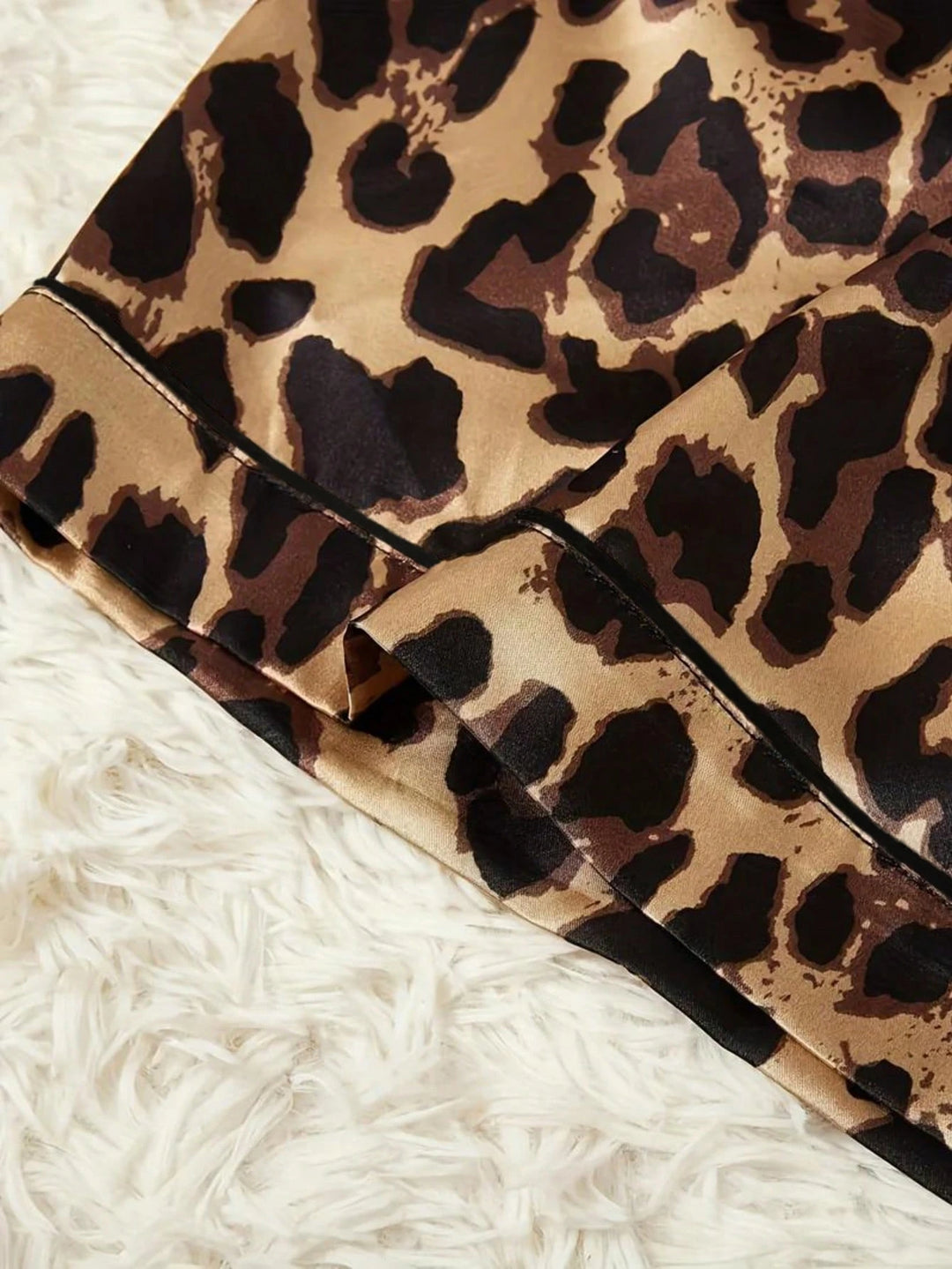 Compleu pijamale SHEIN, mix culori