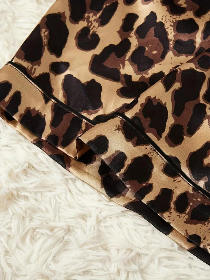 Compleu pijamale SHEIN, mix culori