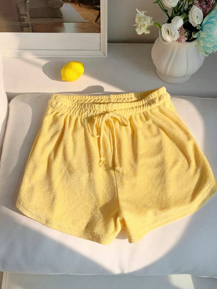 Pantaloni scurți SHEIN, galben