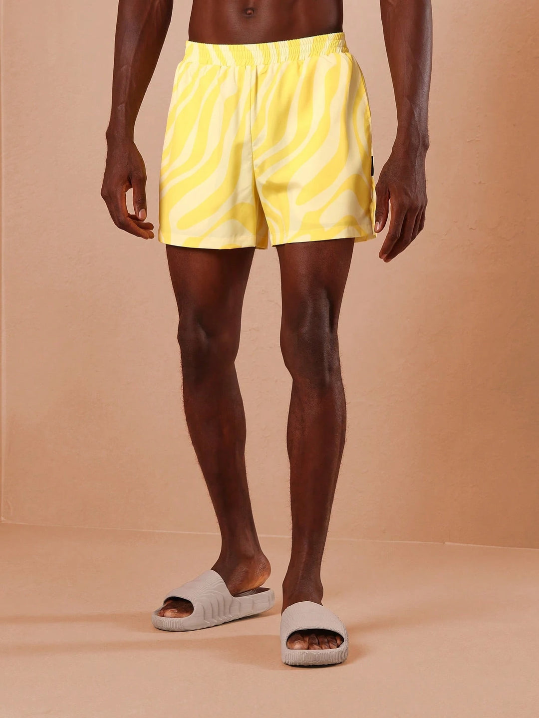 Short SHEIN, galben