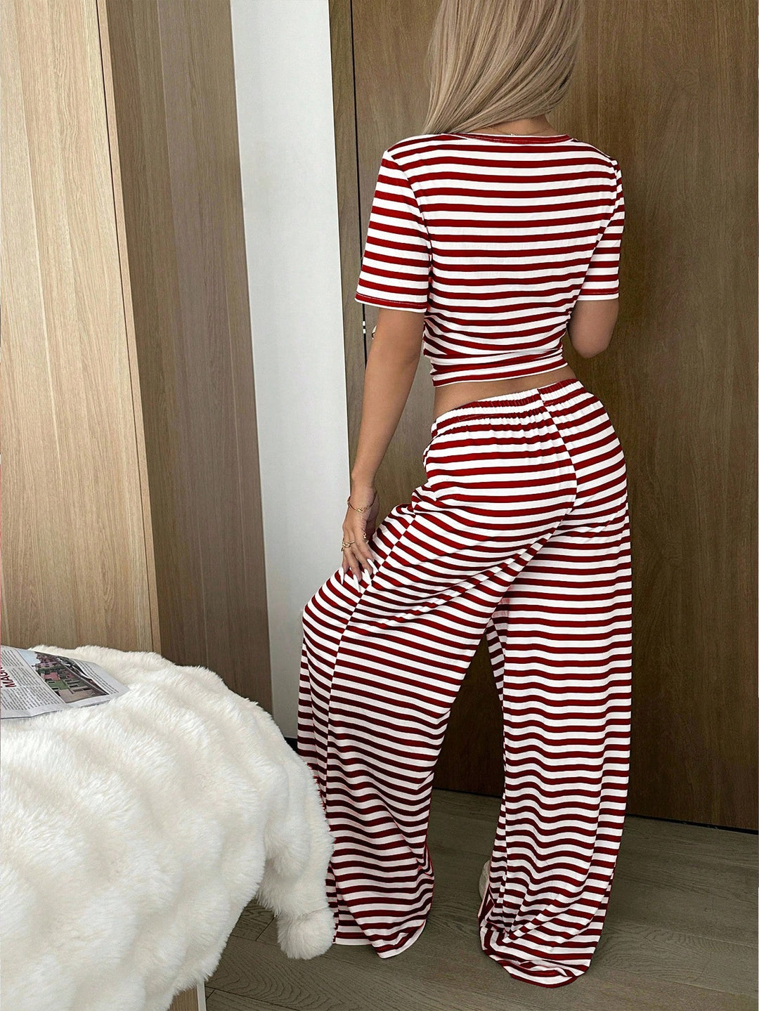 Compleu pijamale SHEIN, mix culori