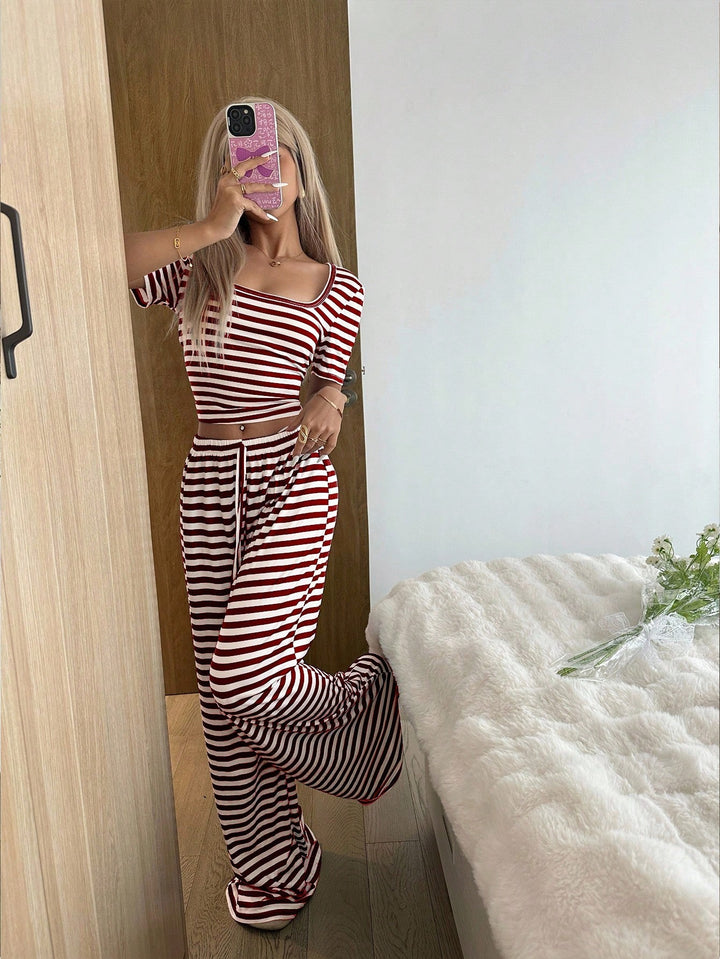 Compleu pijamale SHEIN, mix culori