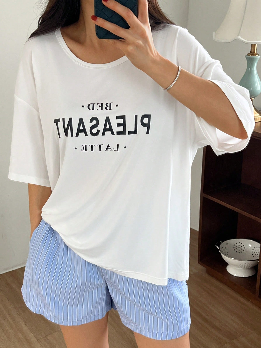 Set pijamale SHEIN, alb