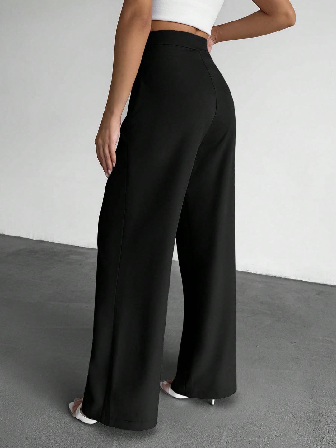 Pantaloni SHEIN, negru