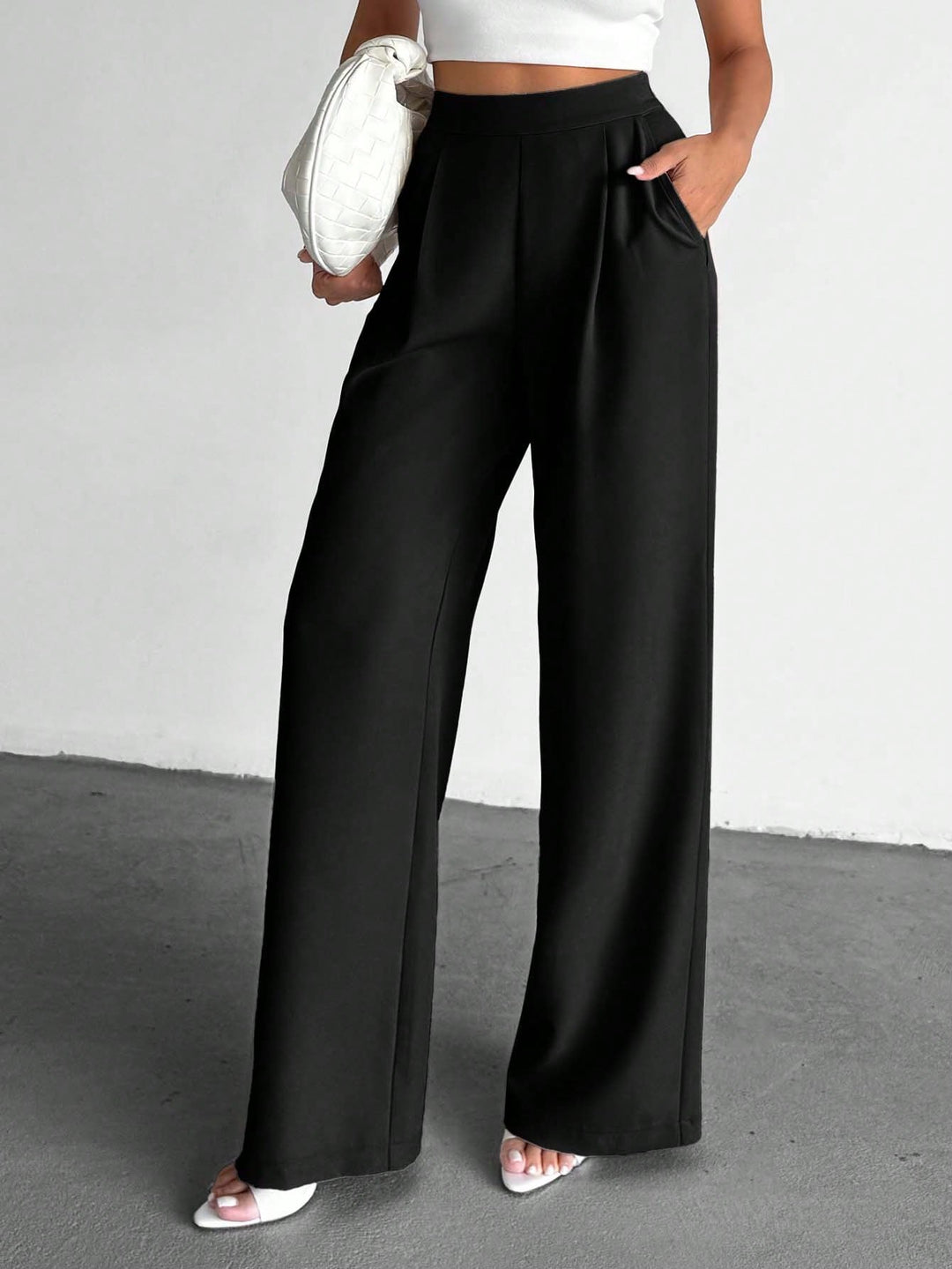 Pantaloni SHEIN, negru