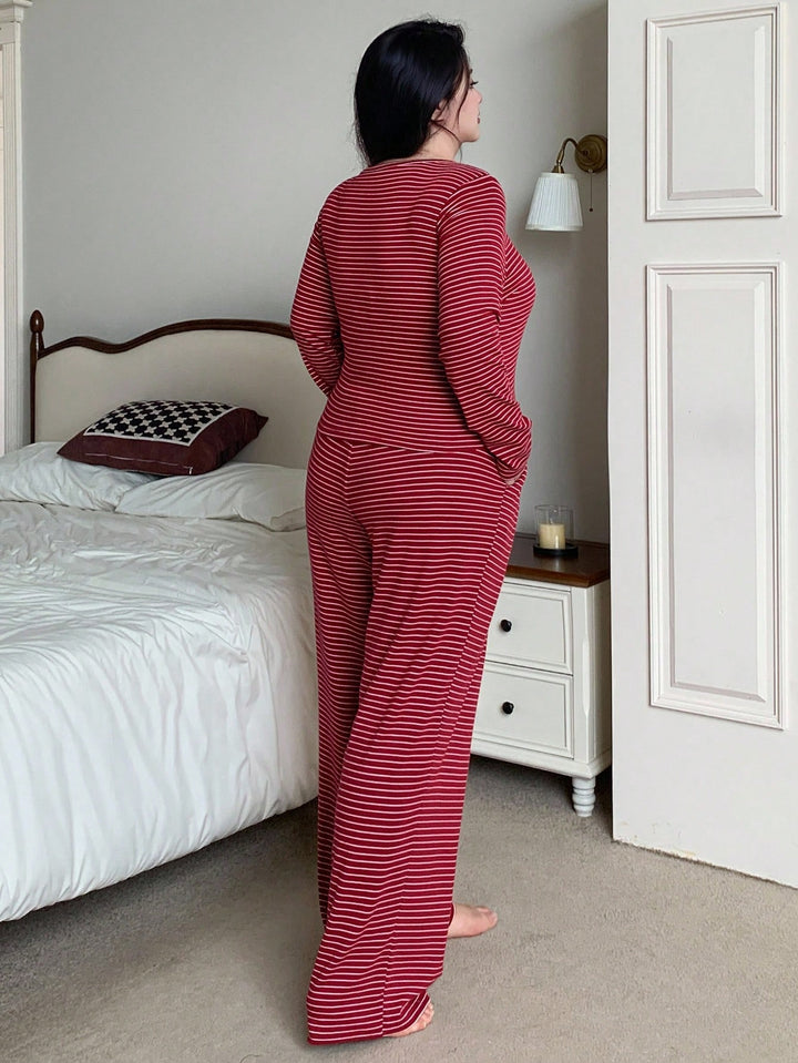 Set pijamale SHEIN, roșu