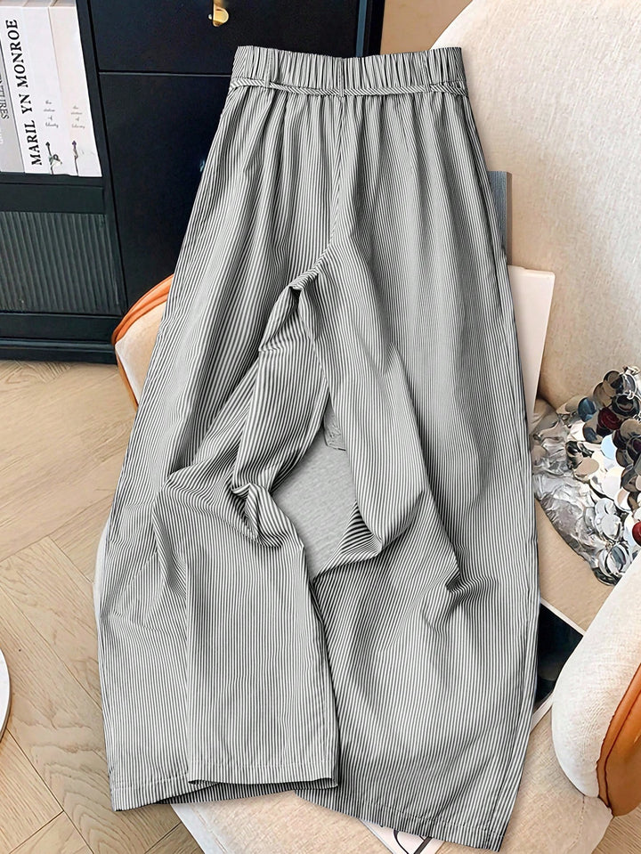 Pantaloni SHEIN, mix culori