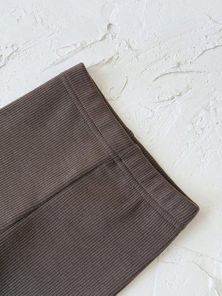 Pantaloni SHEIN, maro