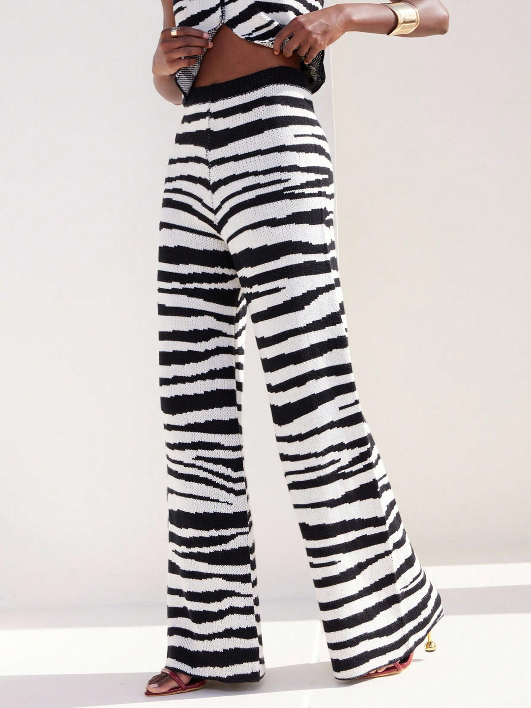 Pantaloni SHEIN, mix culori