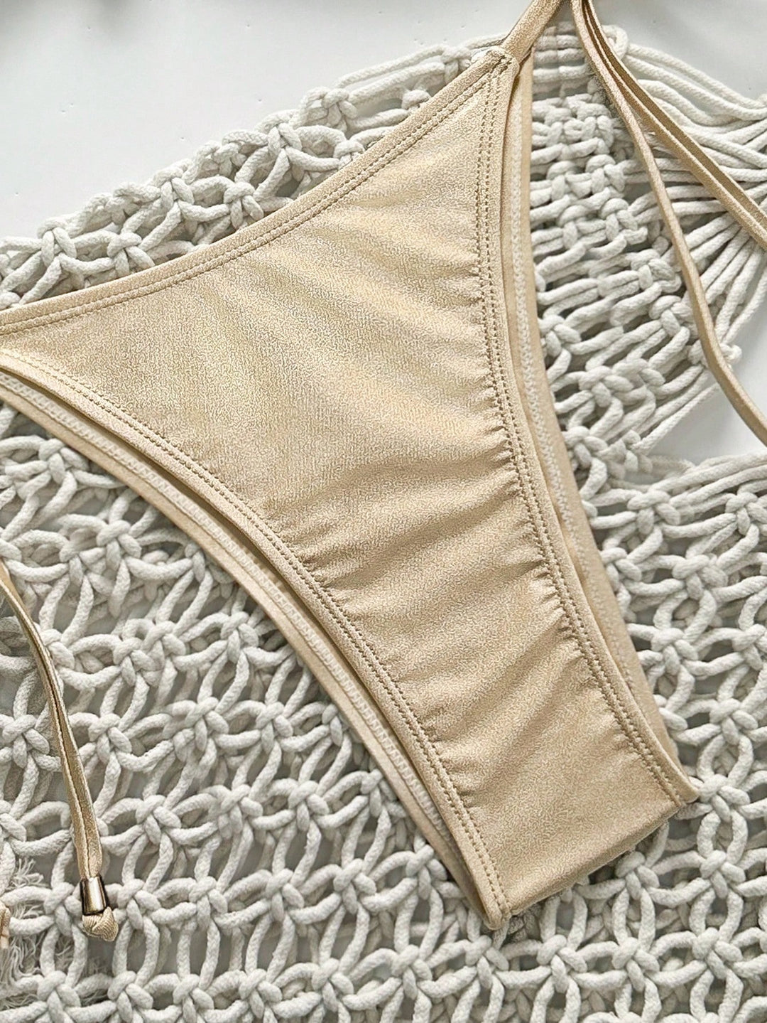 Set bikini SHEIN, auriu