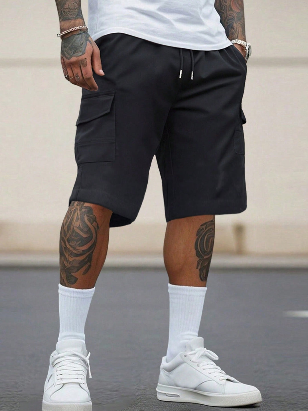 Pantaloni scurți SHEIN, negru