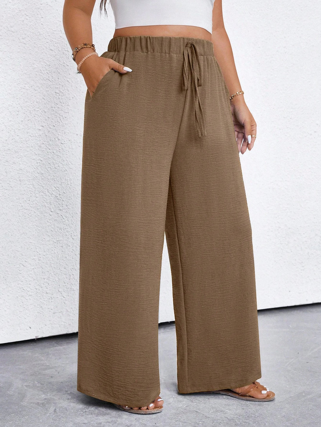 Pantaloni SHEIN, maro