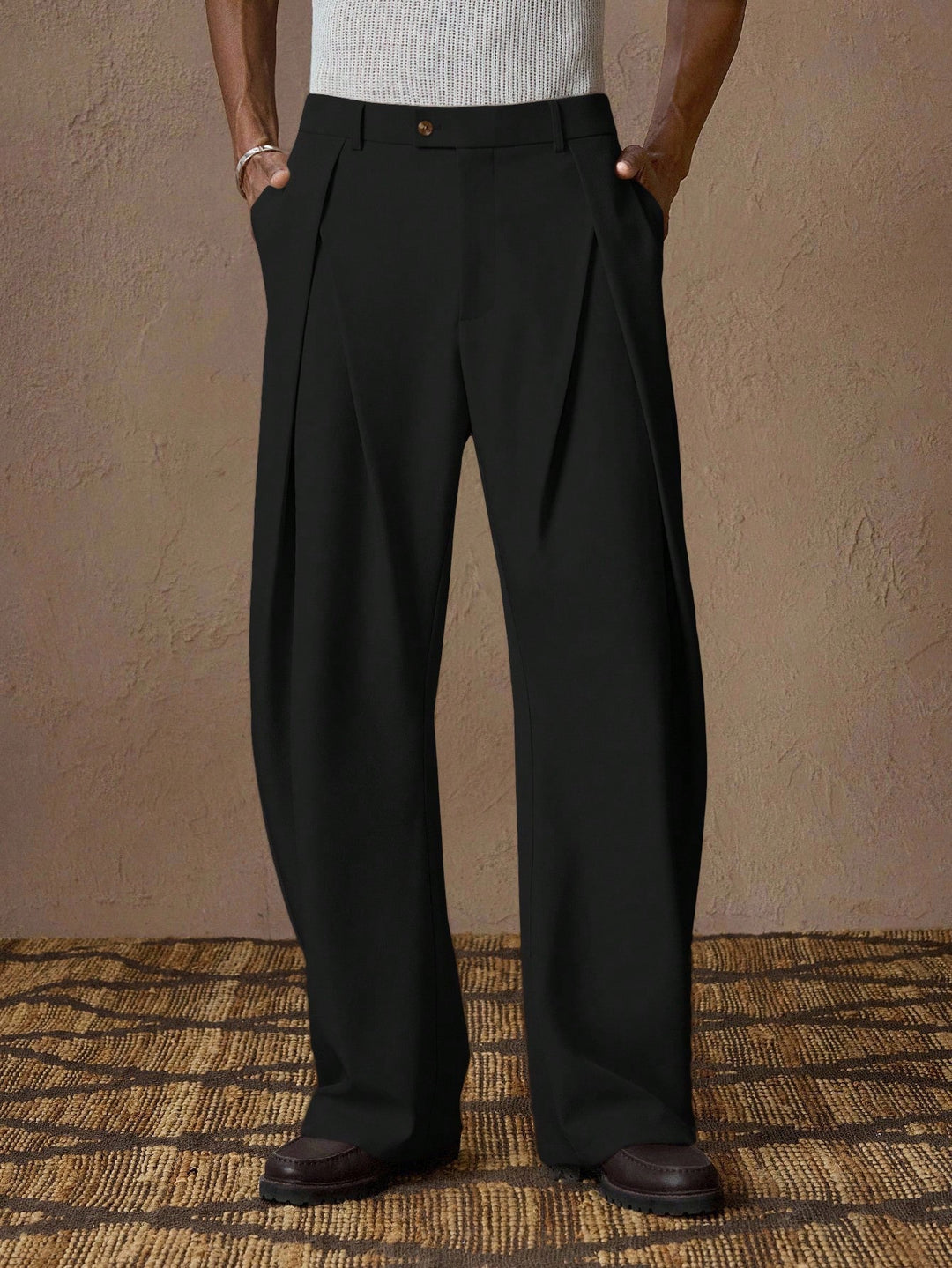 Pantaloni SHEIN, negru