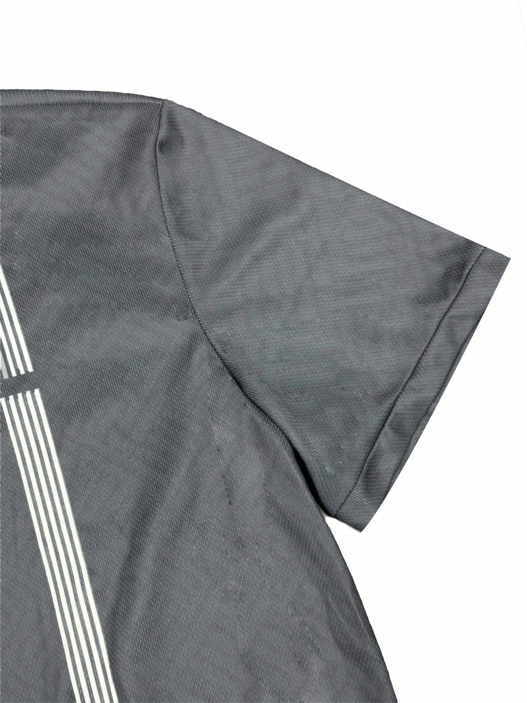 SHEIN együttes, szürke