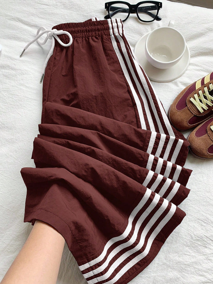 Pantaloni SHEIN, vișiniu