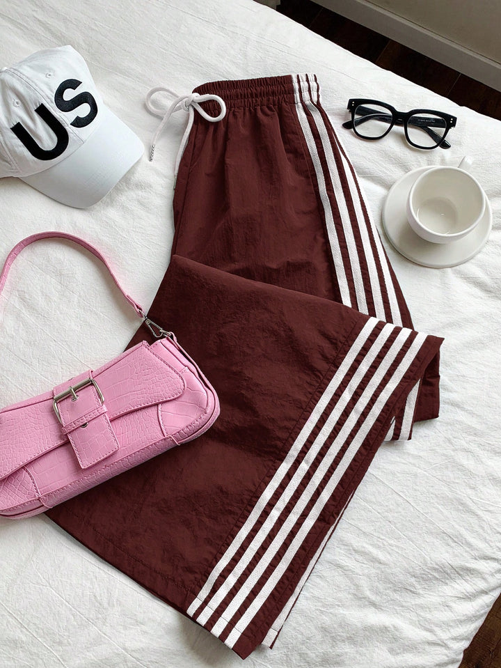 Pantaloni SHEIN, vișiniu