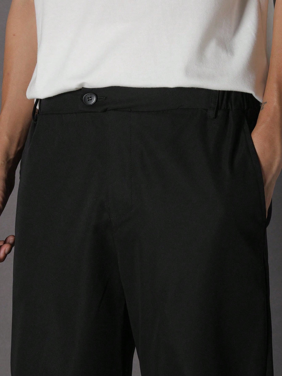 Pantaloni SHEIN, negru