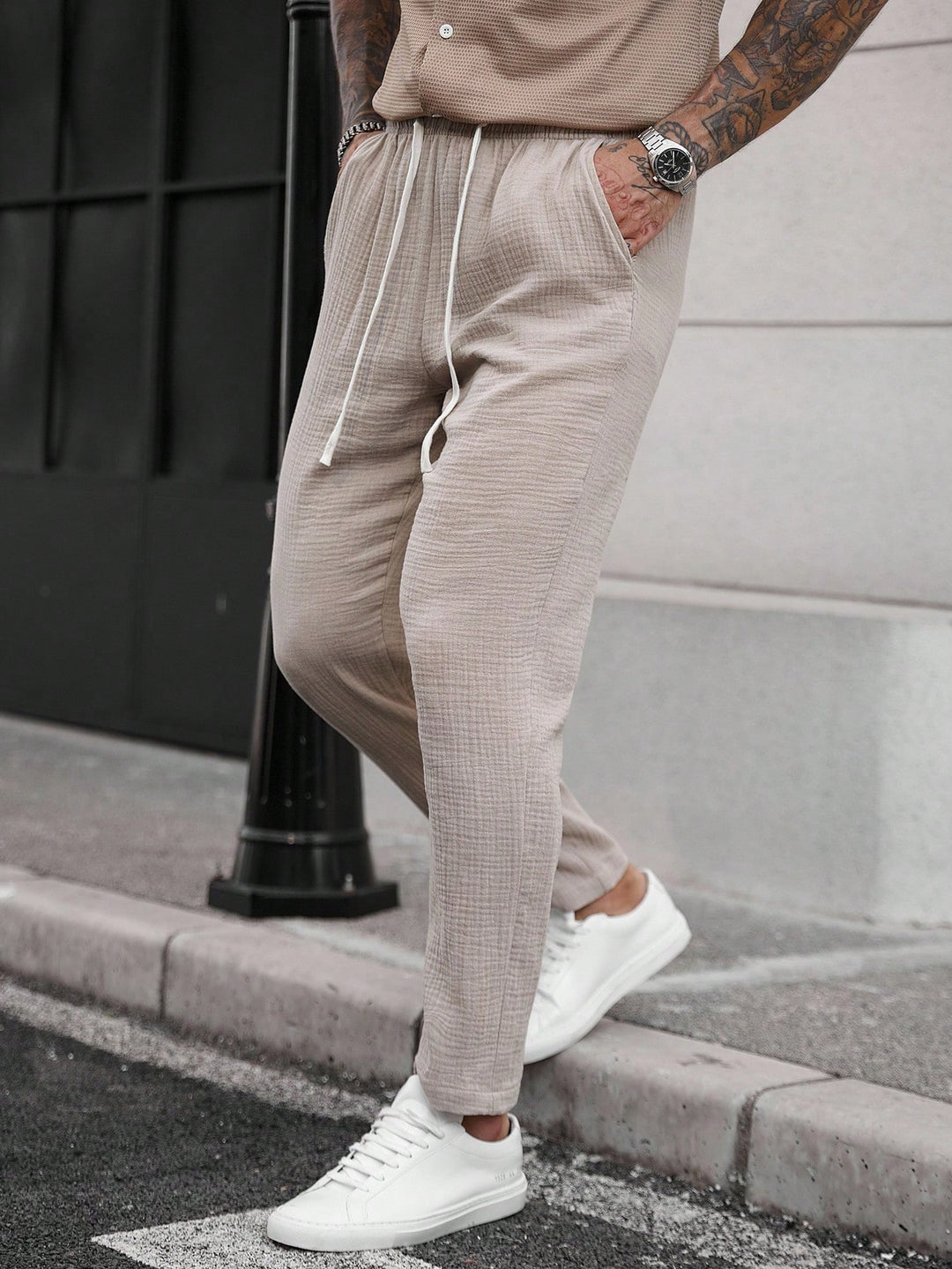 Pantaloni SHEIN, maro