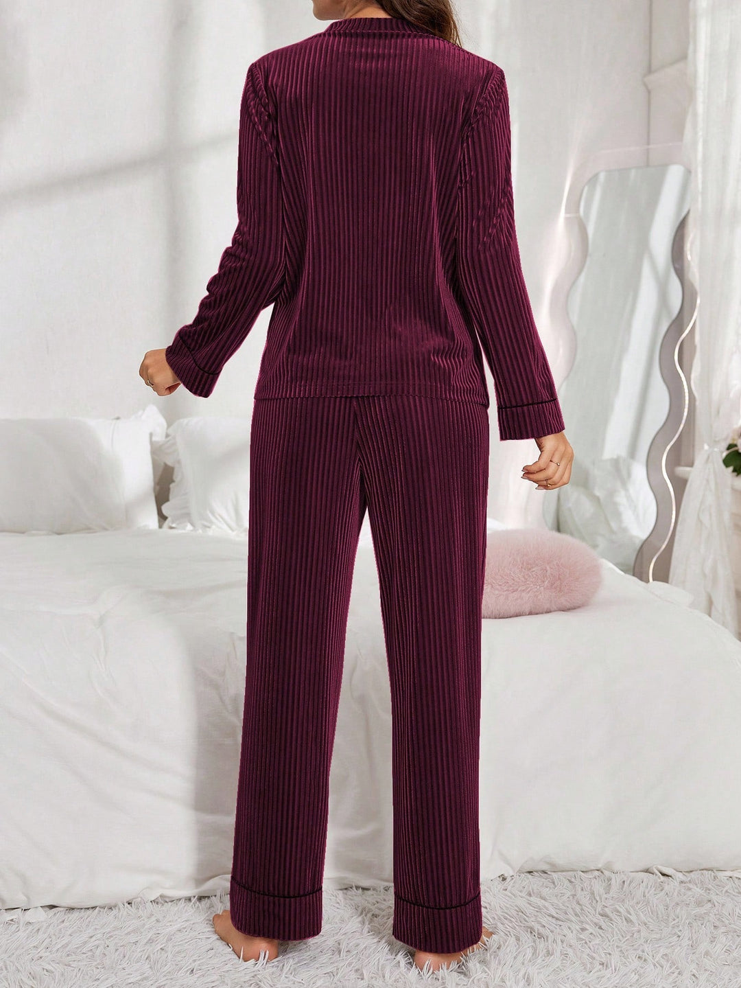 Pijama SHEIN, vișiniu
