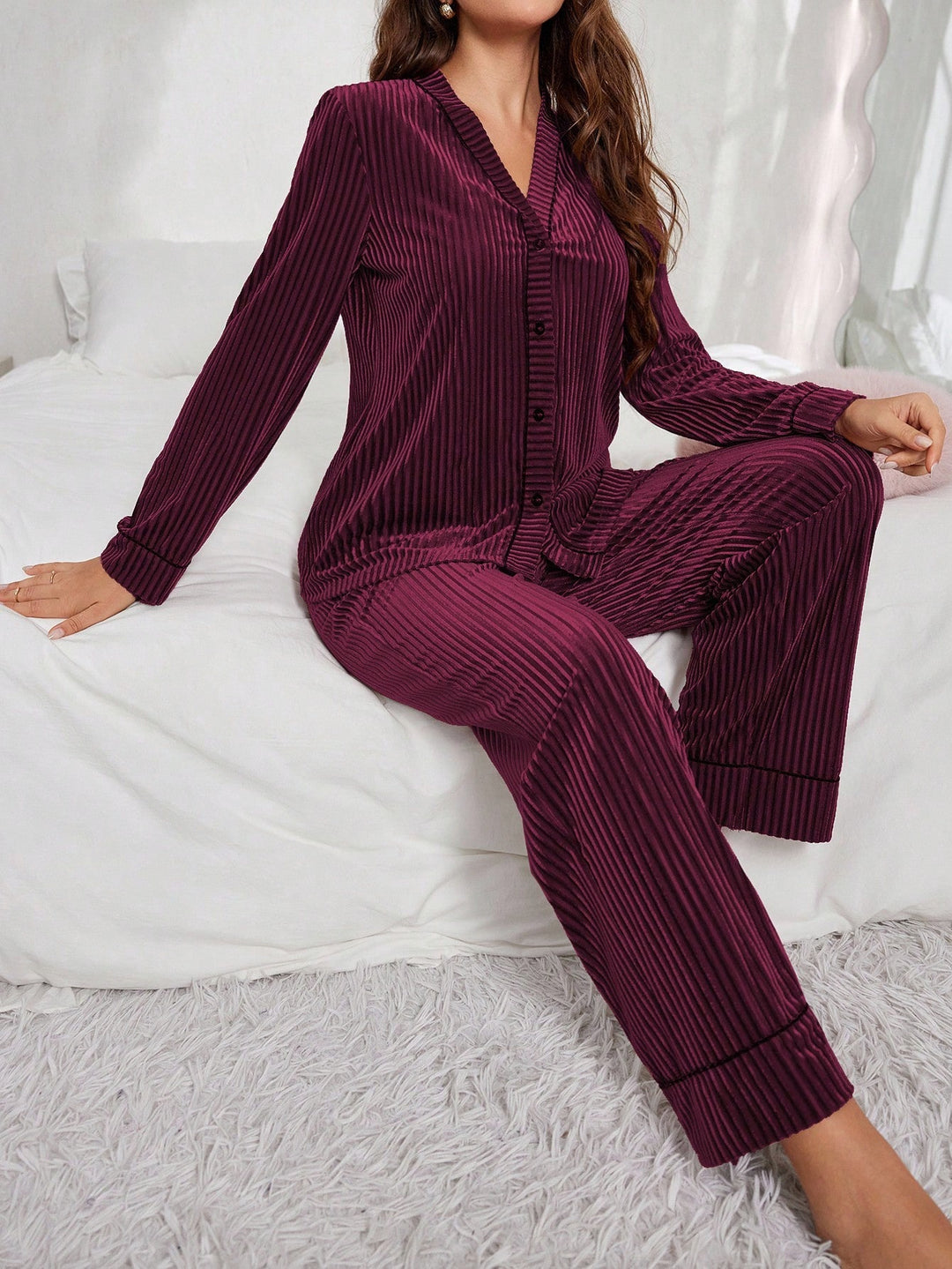 Pijama SHEIN, vișiniu