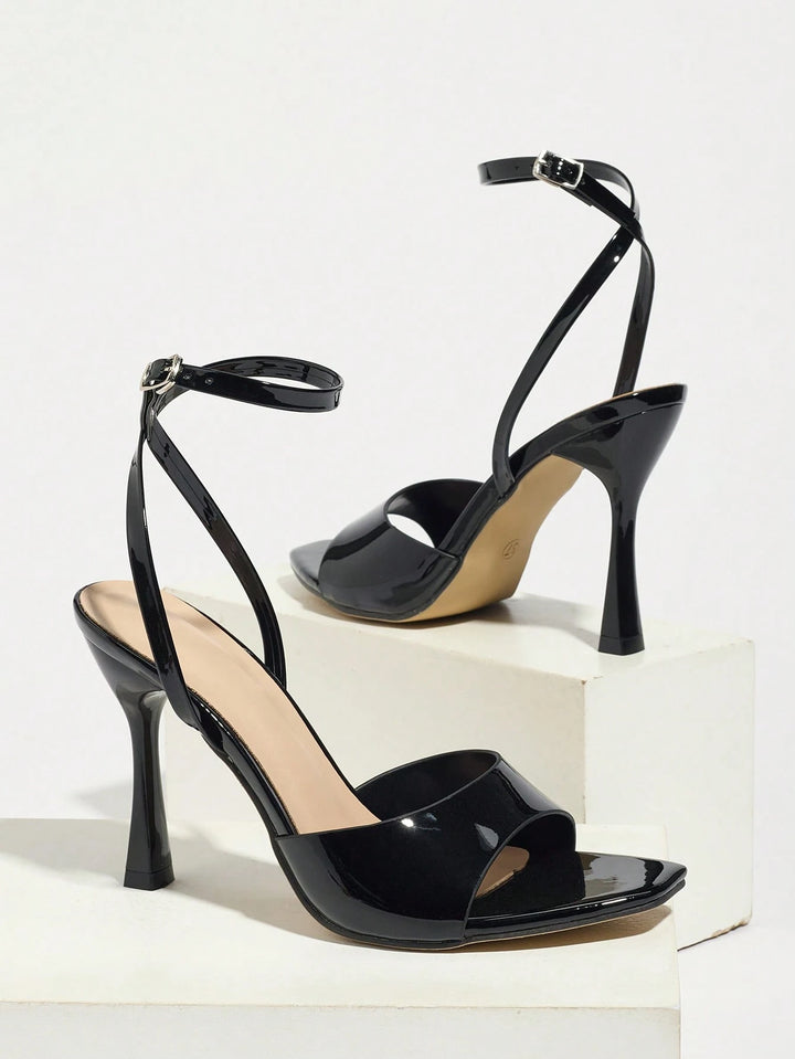 Sandale cu toc SHEIN, negru