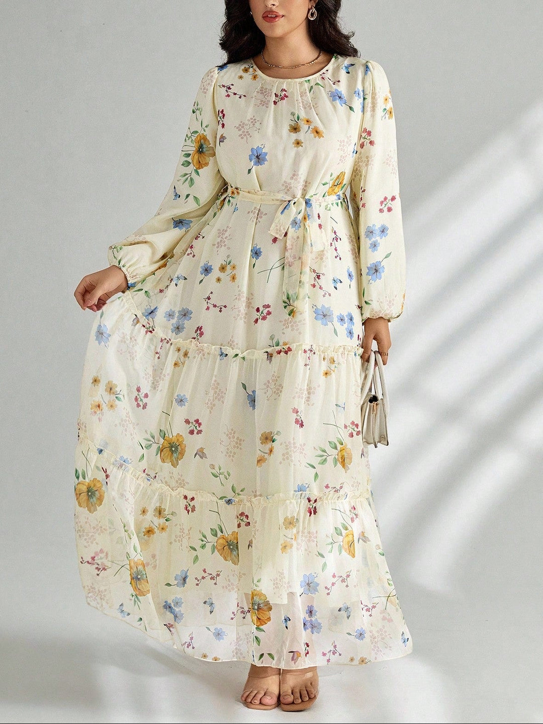 Shein Curve+ maxi ruha, krém