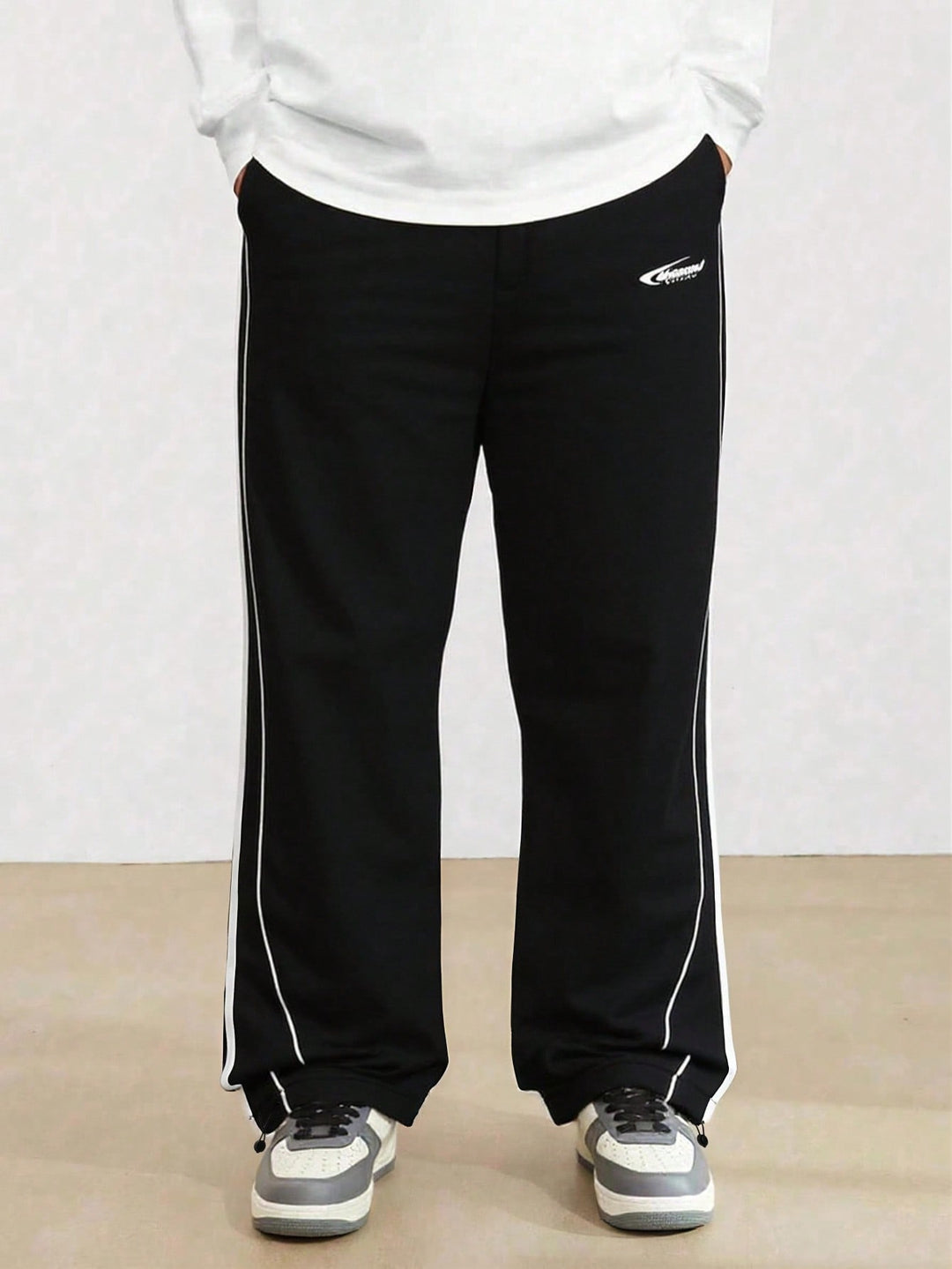 Pantalon SHEIN, negru