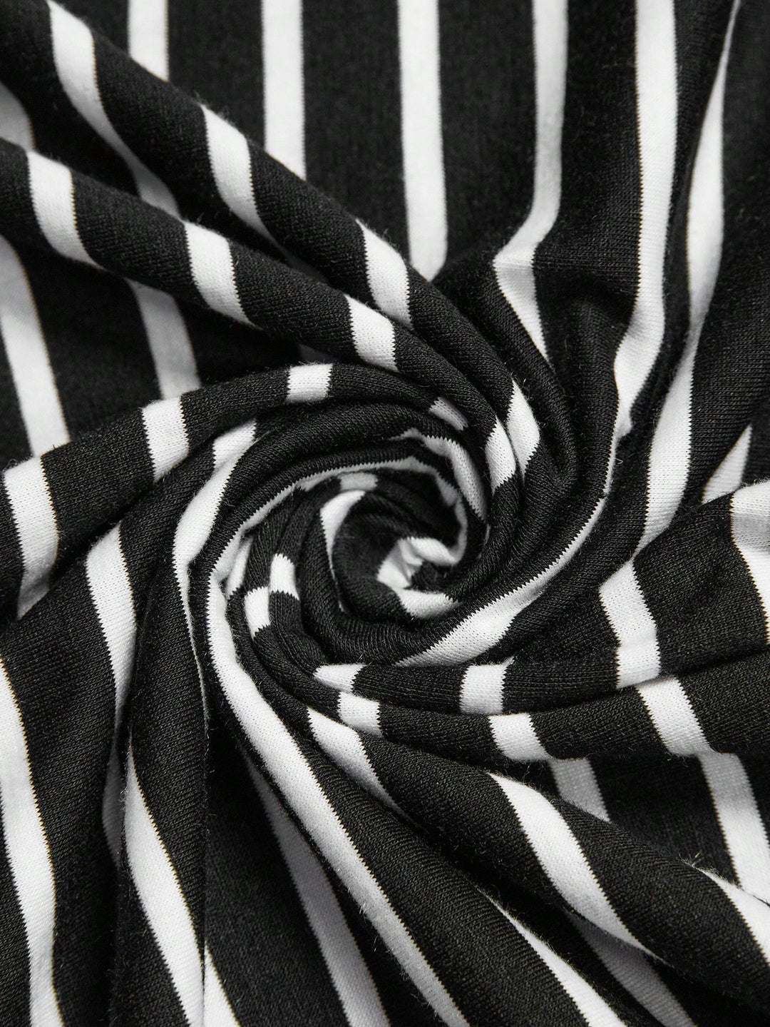 Tricou SHEIN, mix culori