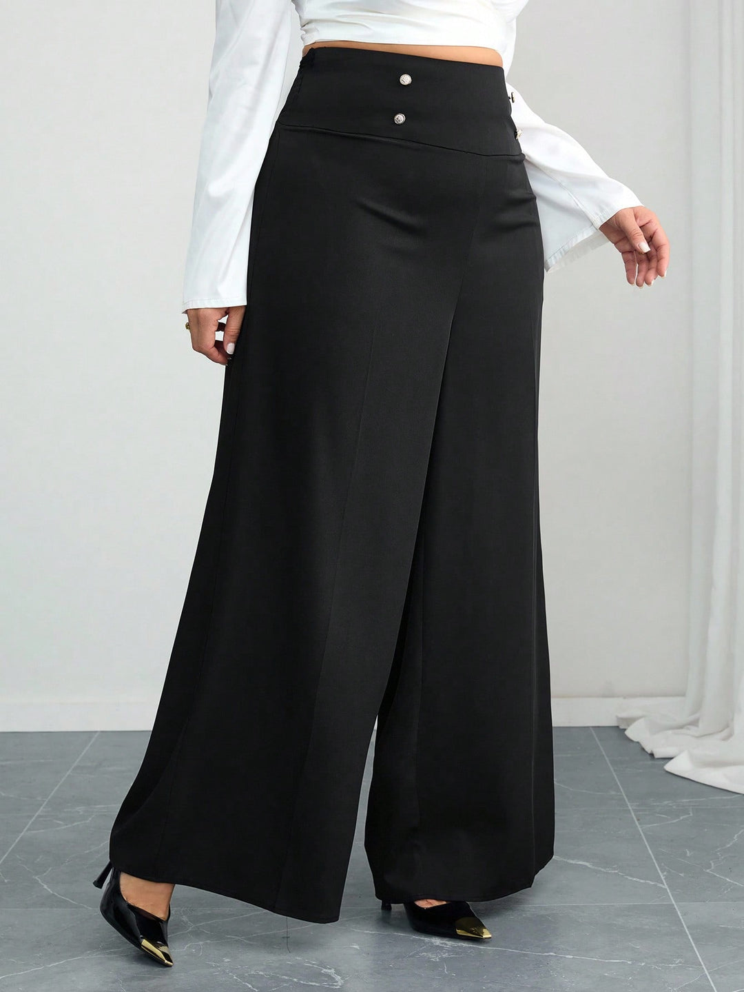 Pantaloni SHEIN, negru