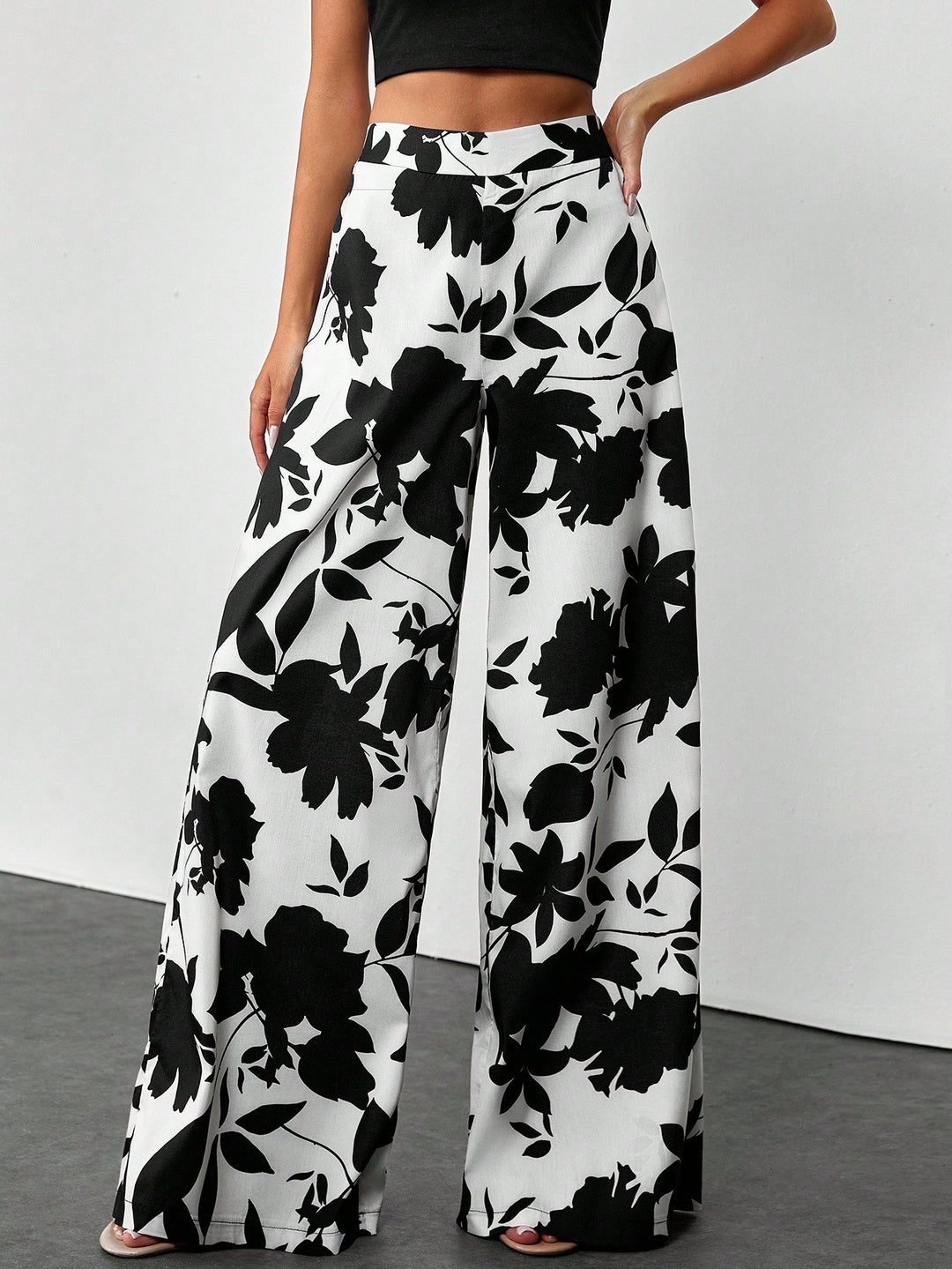 Pantaloni SHEIN, alb