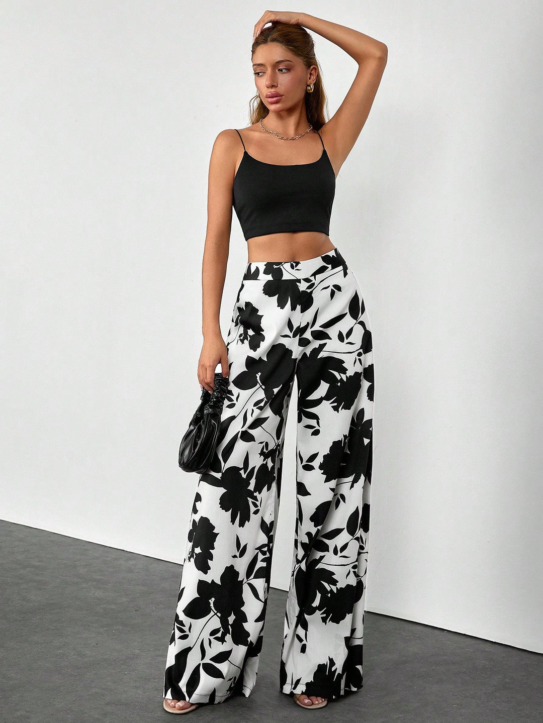 Pantaloni SHEIN, alb