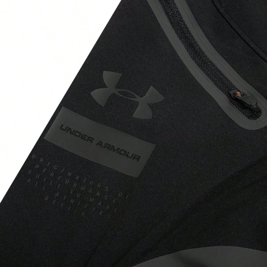 Pantaloni UNDER ARMOUR, negru