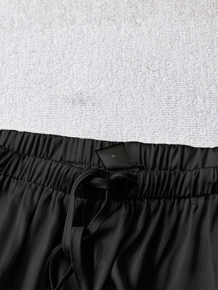 Pantaloni SHEIN, negru