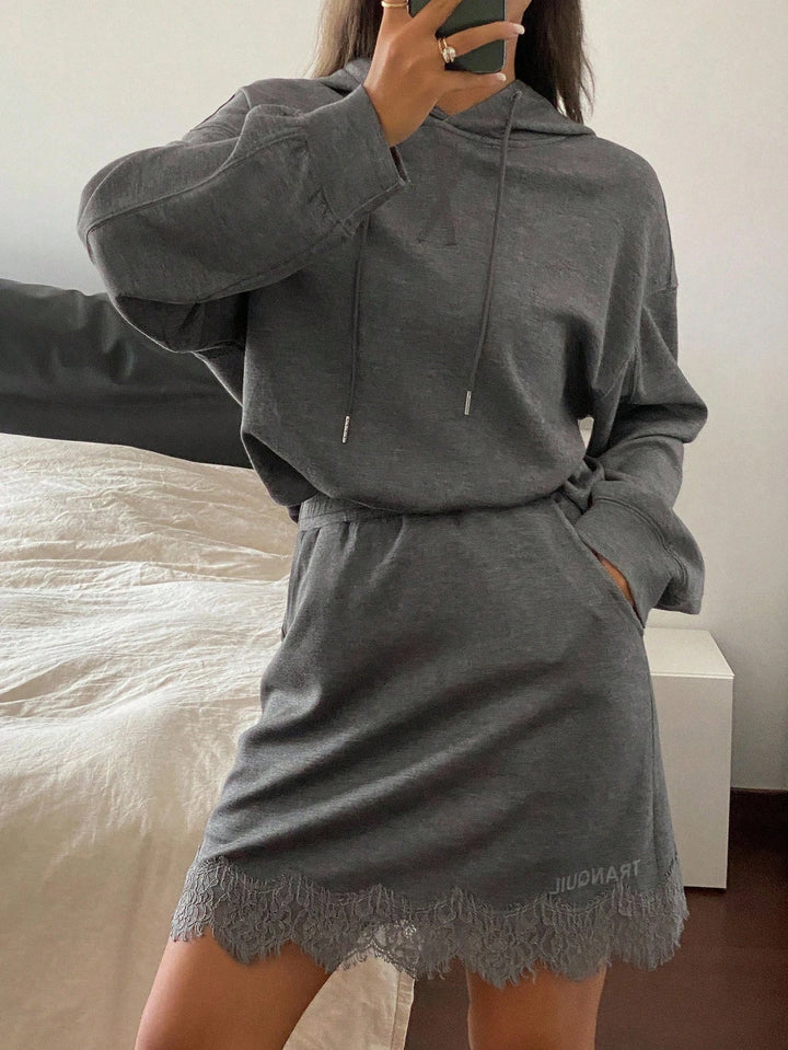 SHEIN együttes, szürke