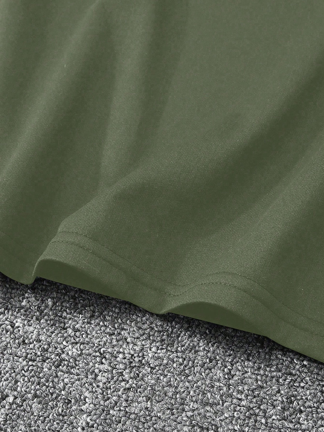 Tricou SHEIN, kaki