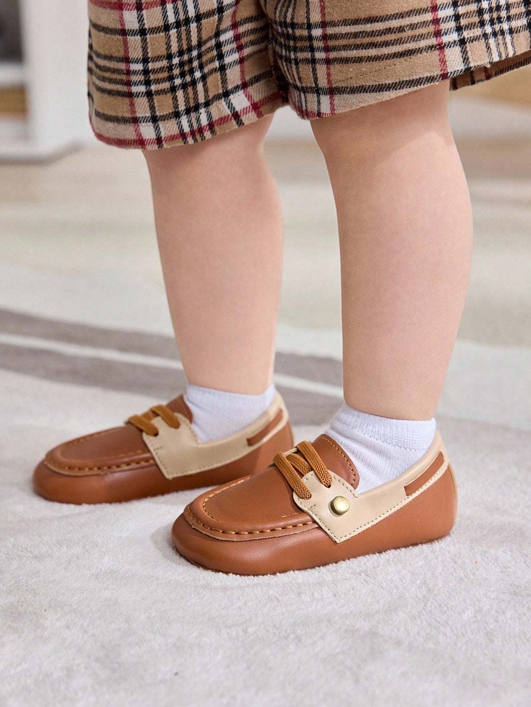 Pantofi SHEIN, maro