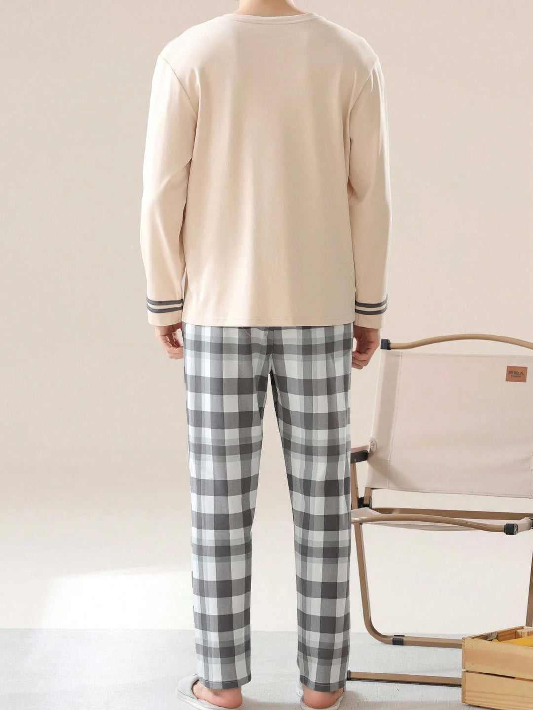 Compleu pijamale SHEIN, mix culori