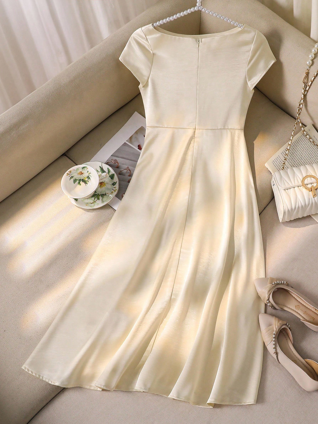 Rochie SHEIN, bej