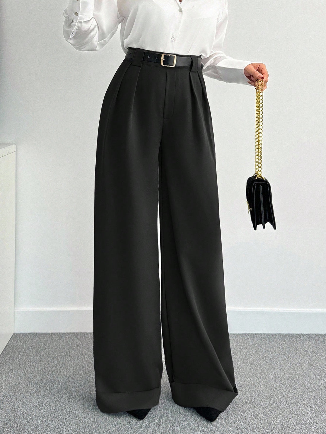 Pantaloni SHEIN, negru
