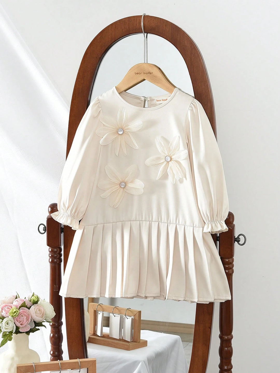 Rochie SHEIN, bej
