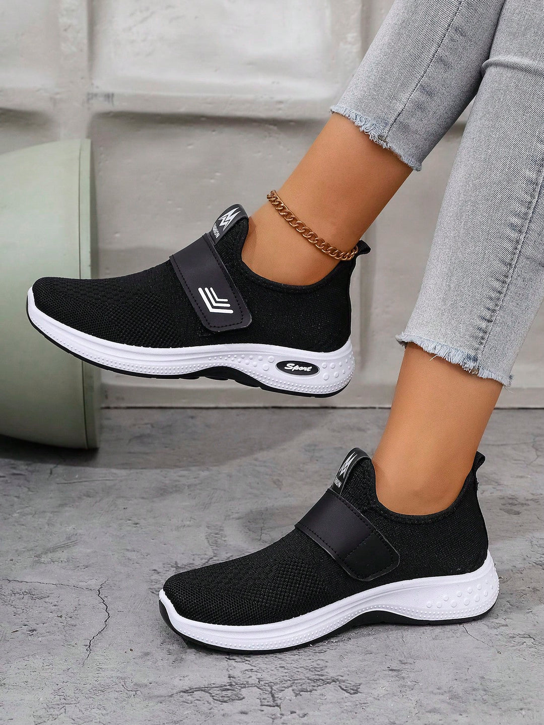Pantofi sport SHEIN, negru