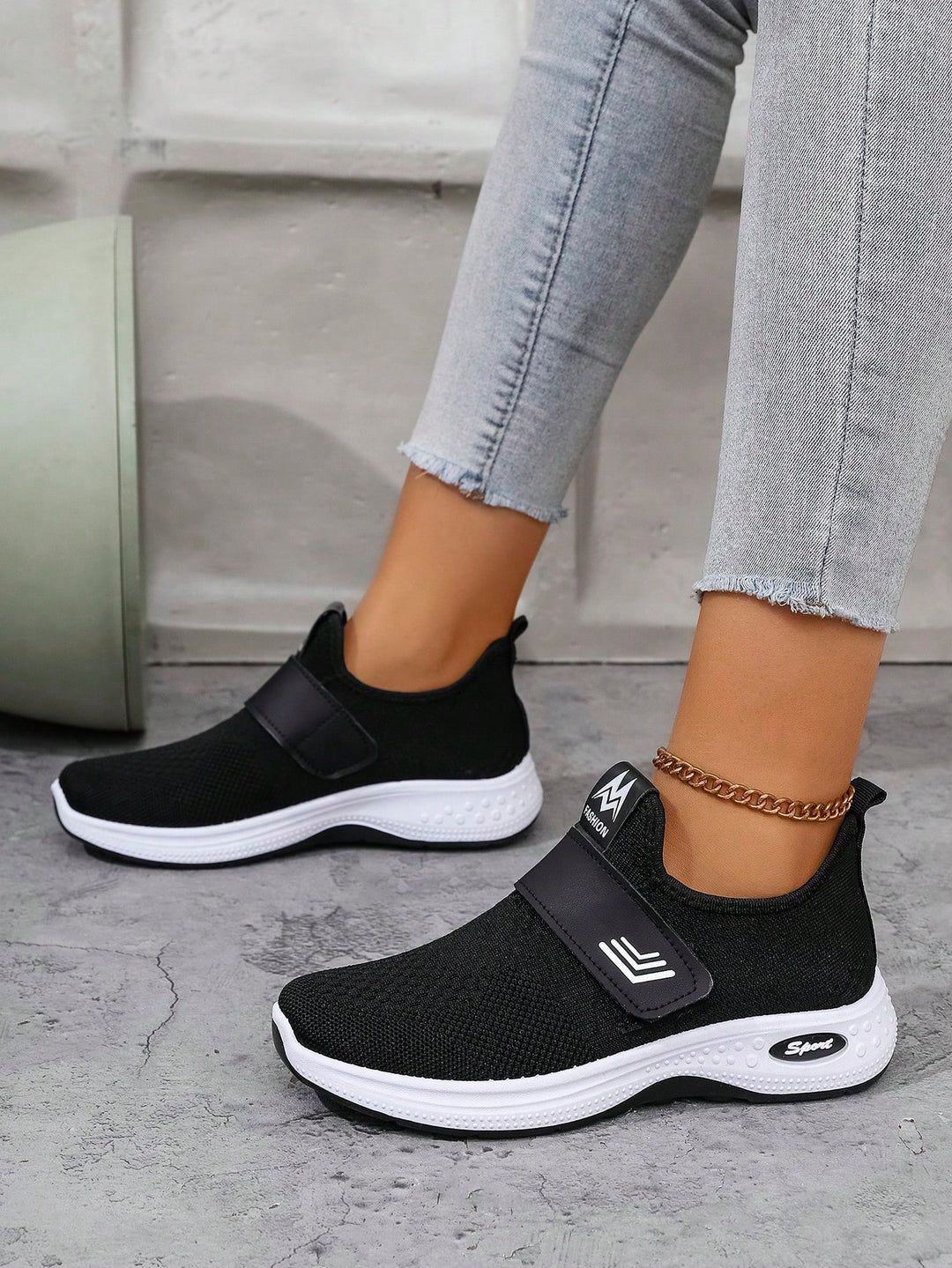 Pantofi sport SHEIN, negru